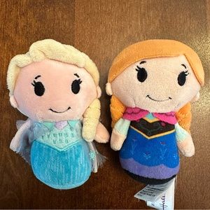 Itty Bitty Frozen Anna and Elsa